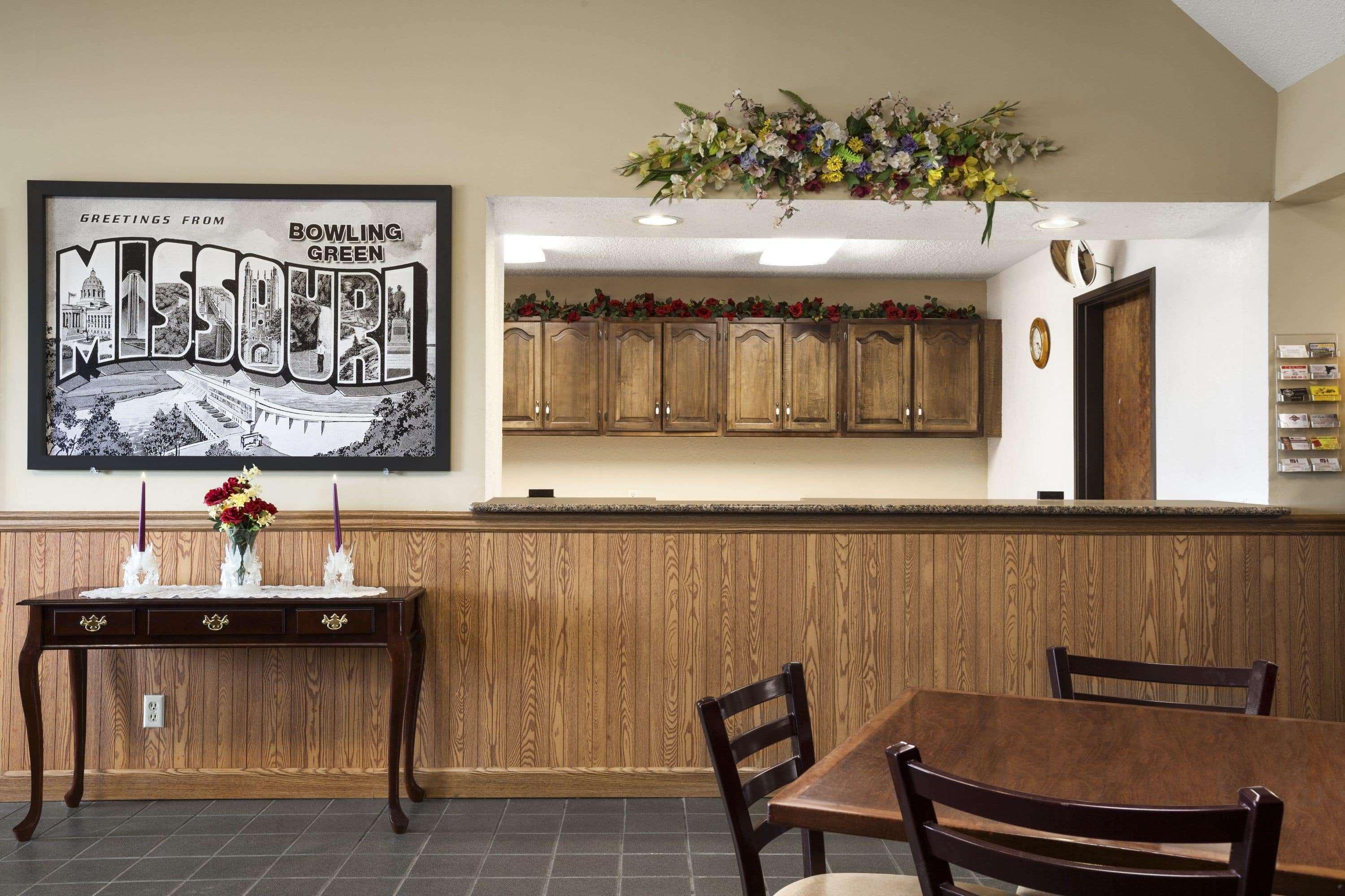 Super 8 By Wyndham Bowling Green Extérieur photo