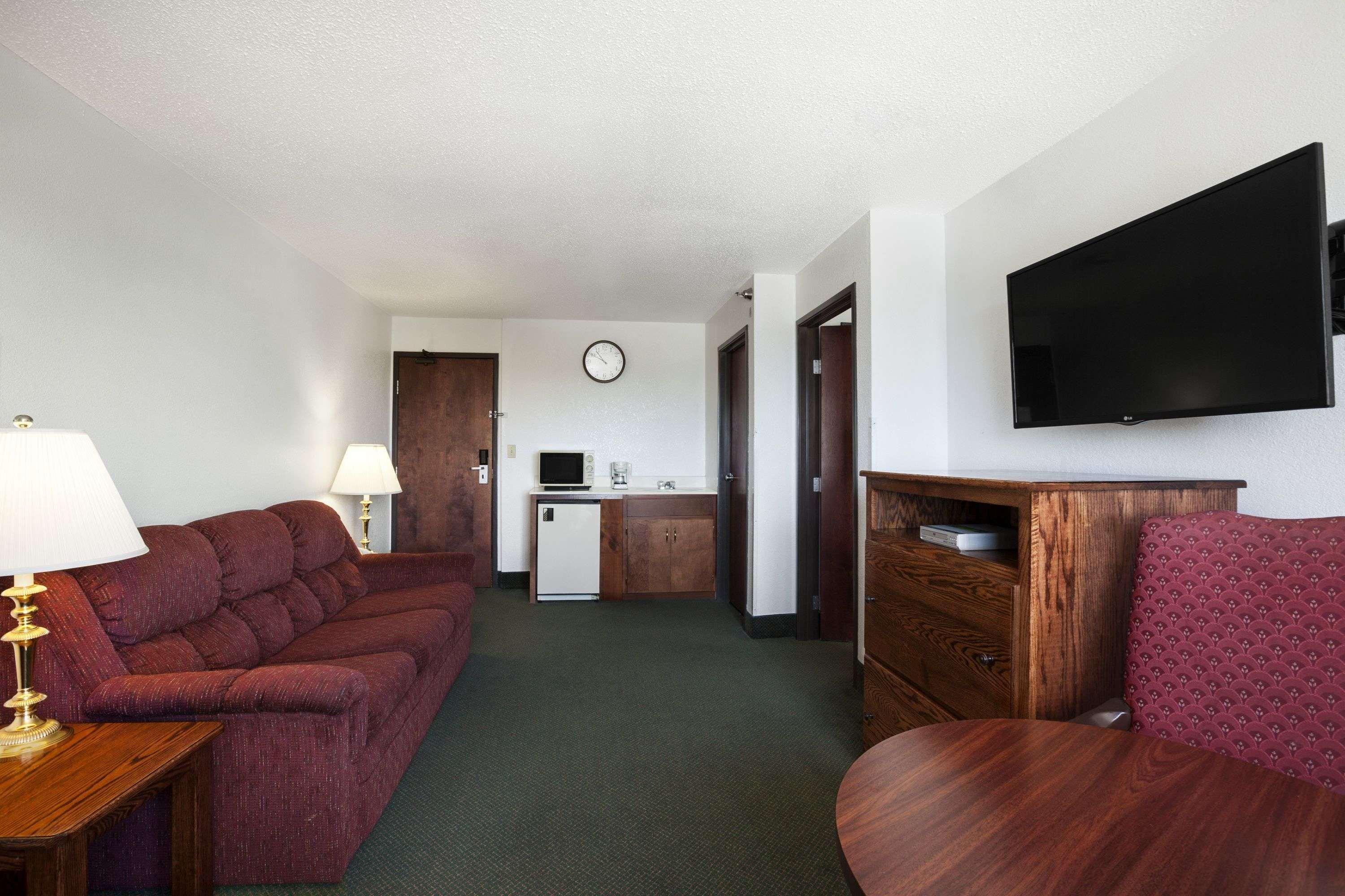 Super 8 By Wyndham Bowling Green Extérieur photo